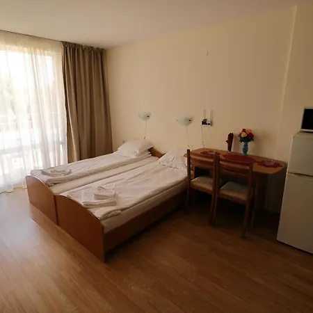 Crown Club Apartment