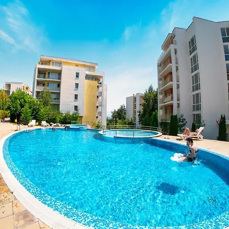 Apartment Crown Club *