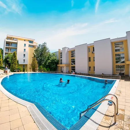 Crown Club * Светий Влас