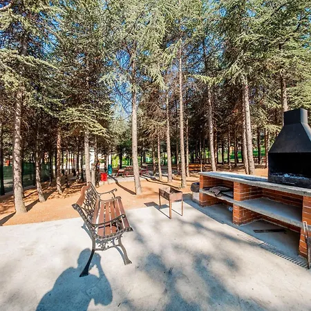 Апартаменти Crown Club