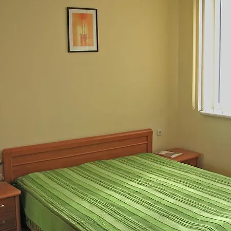 Crown Club Светий Влас