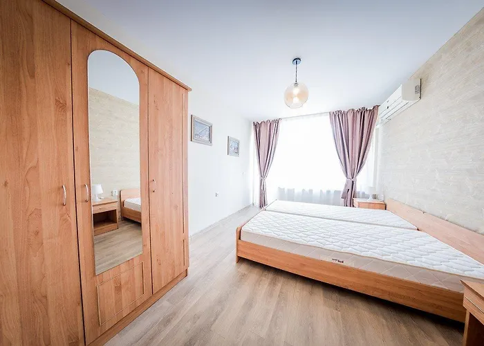 Crown Club Appartement *